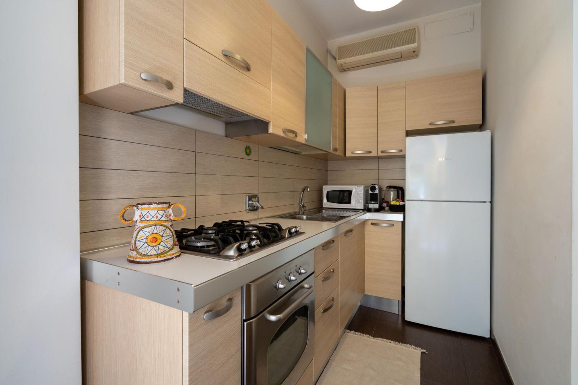 -15Min Dal Colosseo- Aria Condizionata & Netflix Gratis Apartment Рим Екстериор снимка